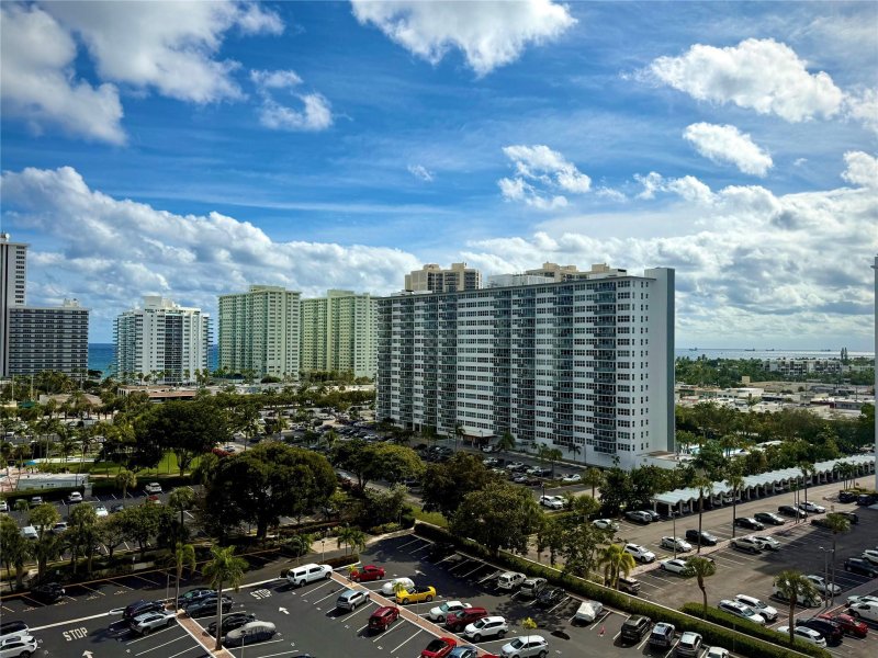 Condo for sale at Coral Ridge Towers North 1117