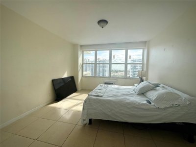 Comprar apartamento no Coral Ridge Towers North 1117