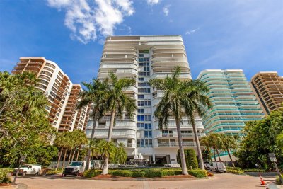 Comprar apartamento no Bal Harbour 101 Condo 410