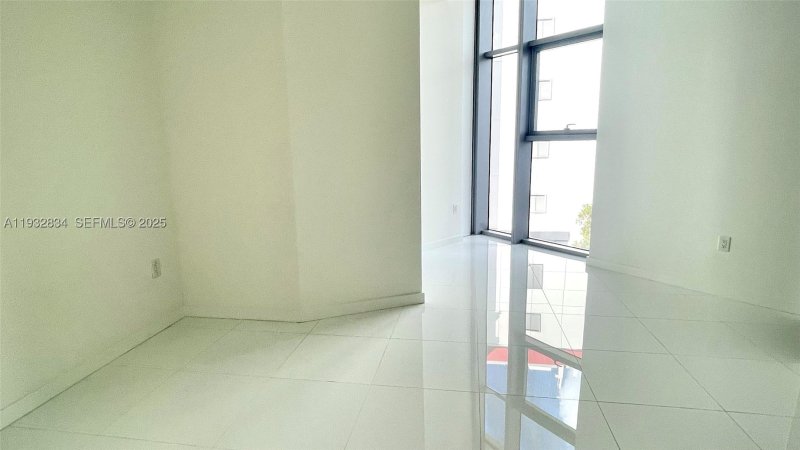 Condo for sale at Paramount Miami WorldCenter 412