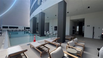 Comprar apartamento no District 225 501