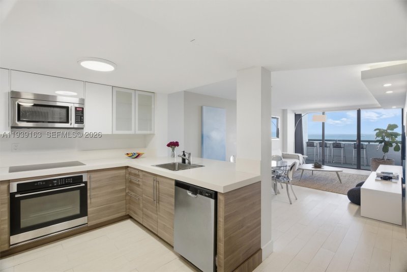 Condo for sale at Club Atlantis 2105