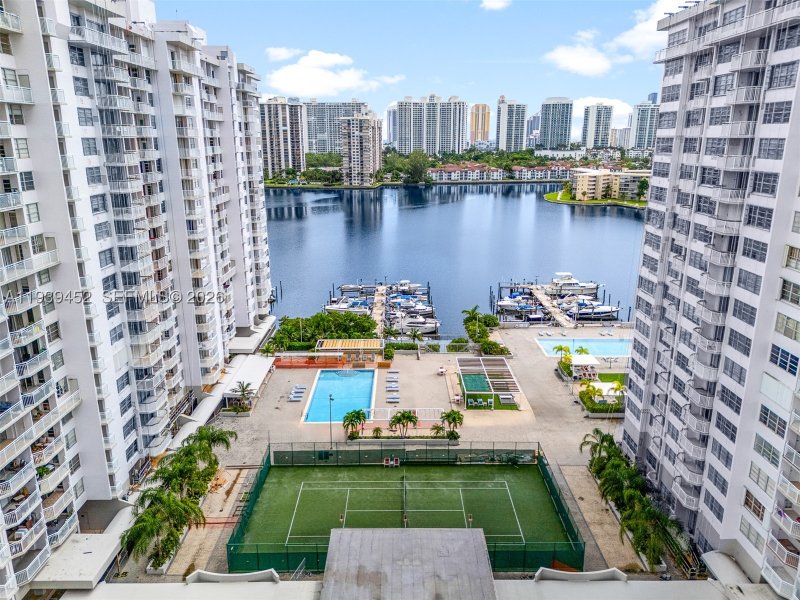 Comprar apartamento en Del Prado South Tower 304
