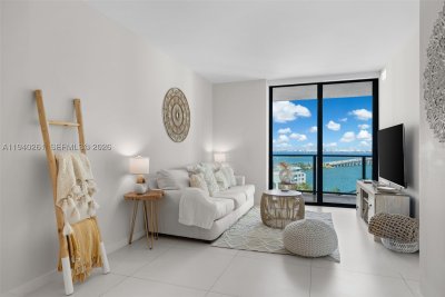 Paraiso Bayviews Apt #1503