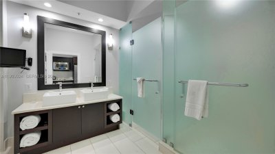 Comprar apartamento en The Blue Doral 1510