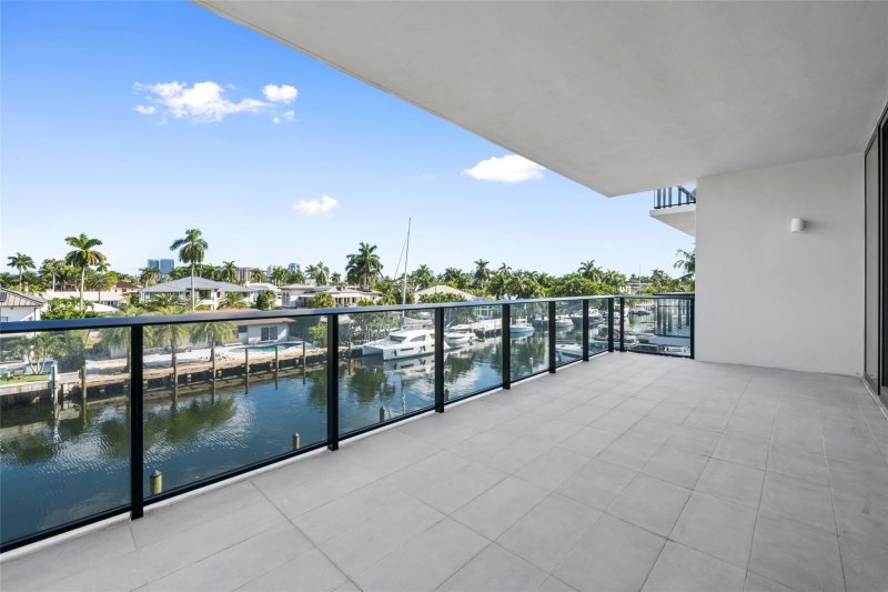 Comprar apartamento en 160 Marina Bay 302