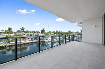 Comprar apartamento no 160 Marina Bay 302