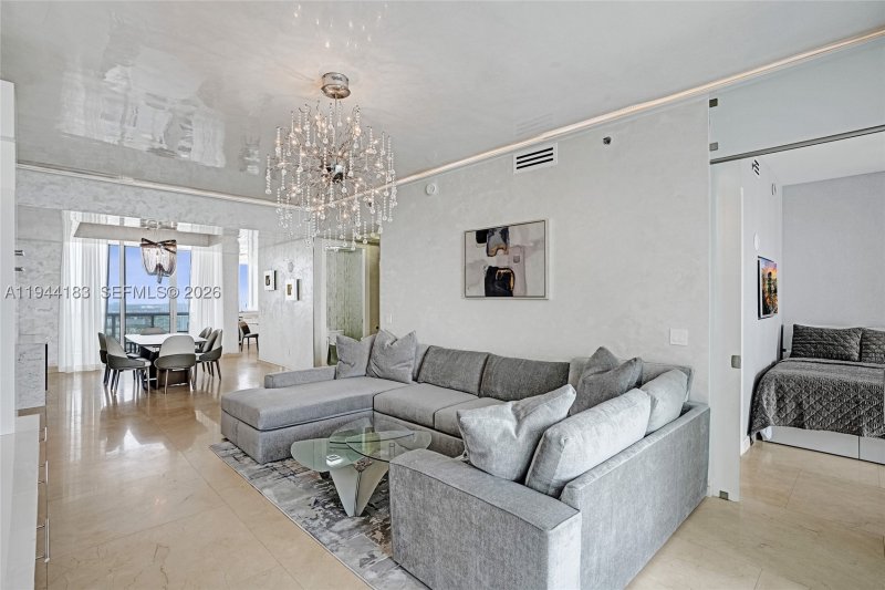 Alquiler de apartamento en Trump Tower Two 3006