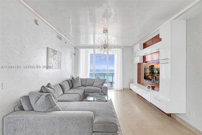 Alquiler de apartamento en Trump Tower Two 3006