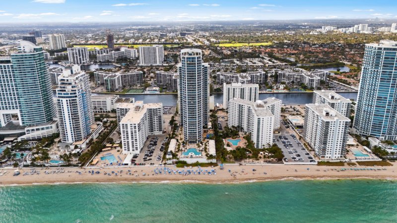 Condo for sale at Ocean Palms 1807