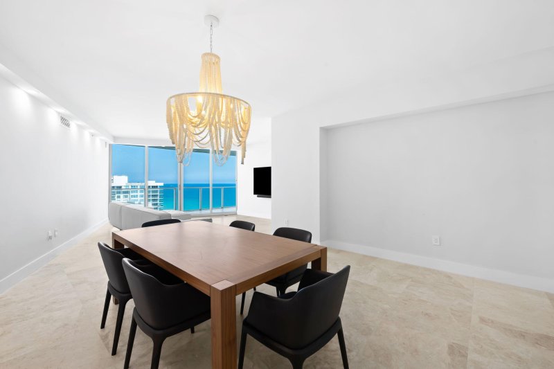 Condo for sale at Ocean Palms 1807