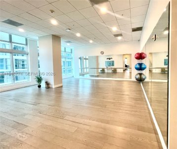 Comprar apartamento en Met 1 T-1803