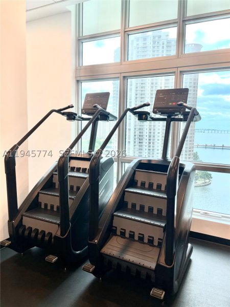 Comprar apartamento en Met 1 T-1803