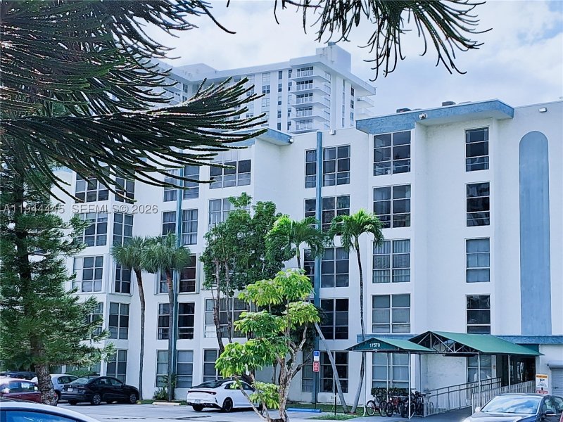 Condo for sale at Avila Condo 104