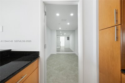 Comprar apartamento no Island Pointe 9N