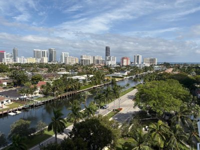 Aluguel de apartamento no Harbor Tower at Waterways 1001