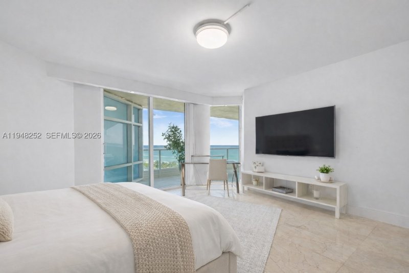 Condo for sale at Capobella 903