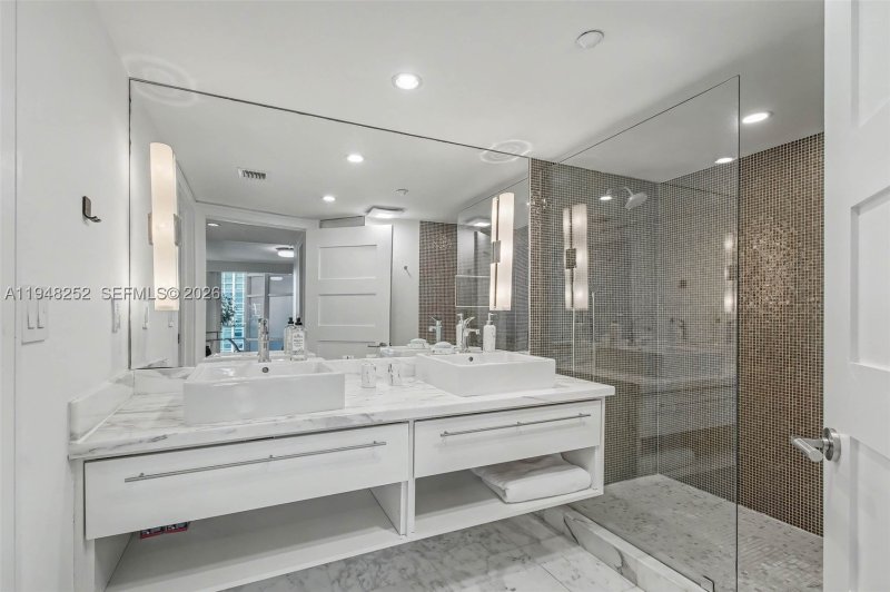 Condo for sale at Capobella 903