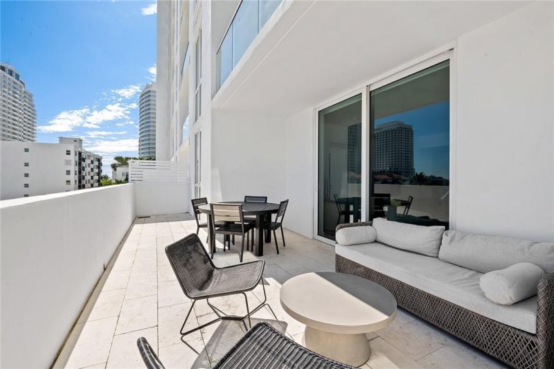 Apartment for rent at Tiffany House 411