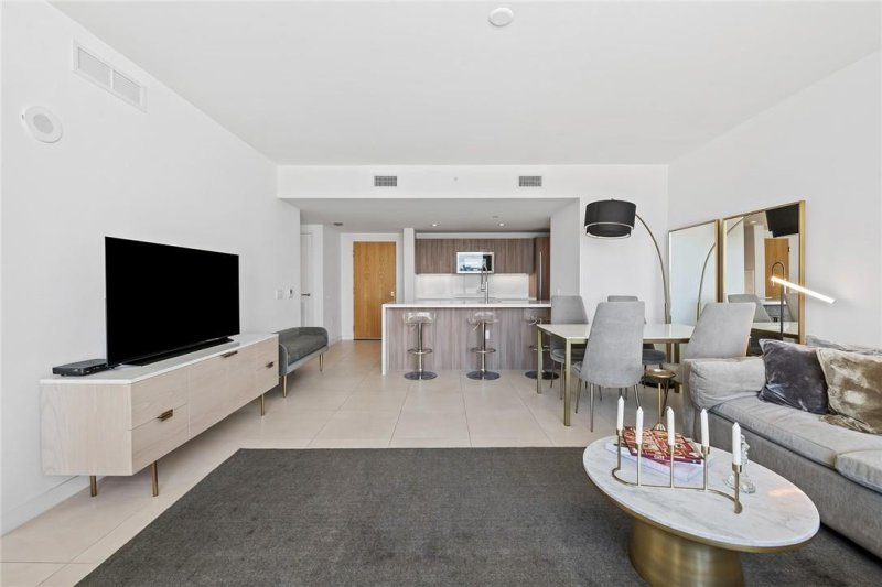 Apartment for rent at Tiffany House 411