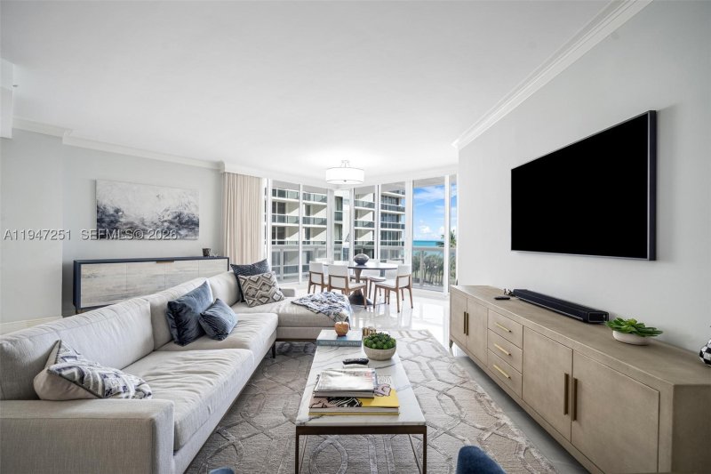 Condo for sale at Solimar S4-E