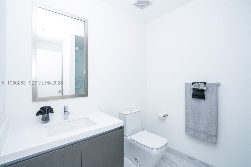 Condo for sale at Paramount Miami WorldCenter 2101