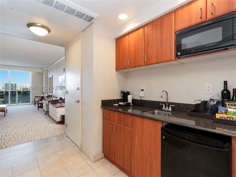 Condo for sale at Trump International Sonesta Beach Resort 1202