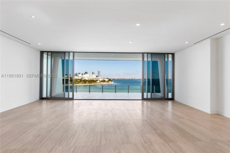 Condo for sale at Vita at Grove Isle L501