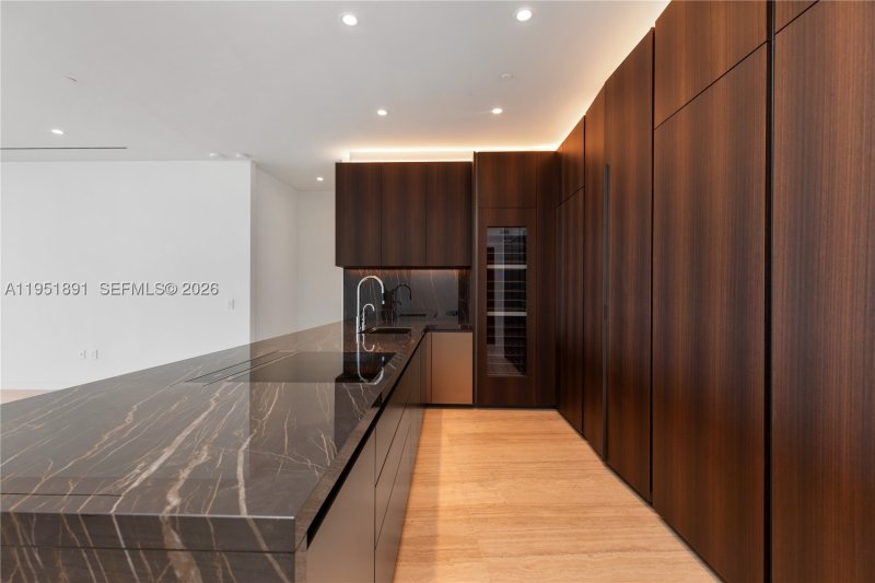 Condo for sale at Vita at Grove Isle L501