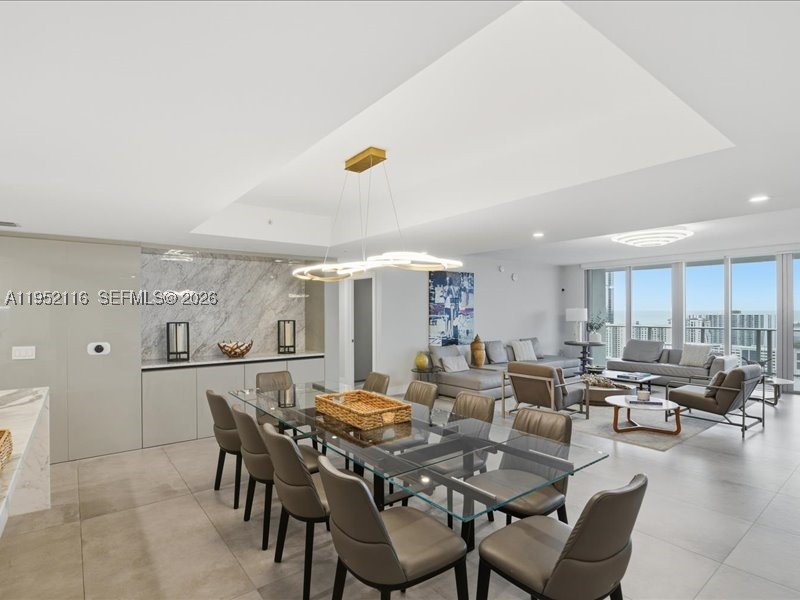 Apartment for rent at Parque Towers at St. Tropez 5-2404
