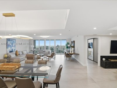 Alquiler de apartamento en Parque Towers at St. Tropez 5-2404