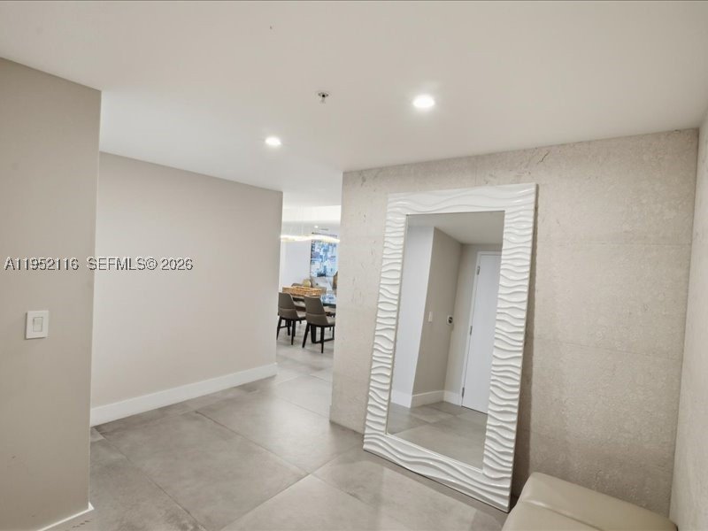 Apartment for rent at Parque Towers at St. Tropez 5-2404