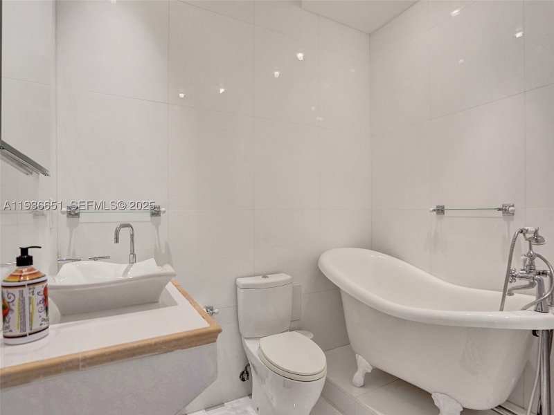 Apartment for rent at Parker Dorado 1709