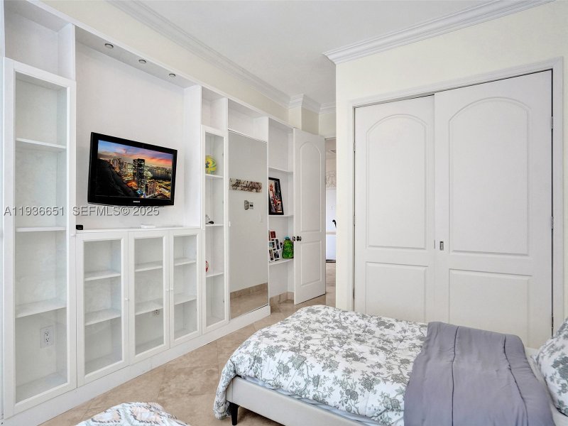 Apartment for rent at Parker Dorado 1709