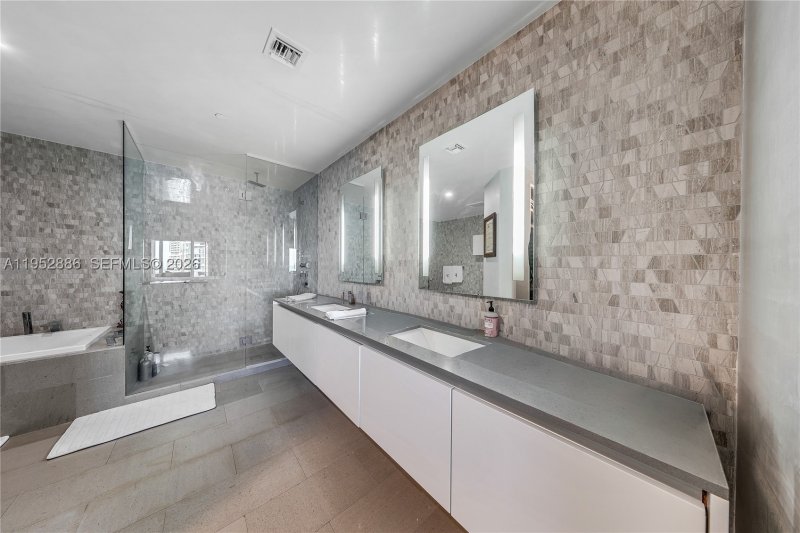 Comprar apartamento en Brickell City Centre Reach 3309