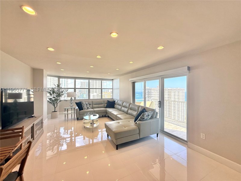 Apartment for rent at The Hemispheres 22P