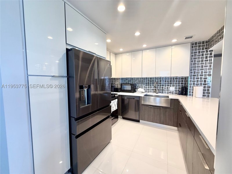 Apartment for rent at The Hemispheres 22P
