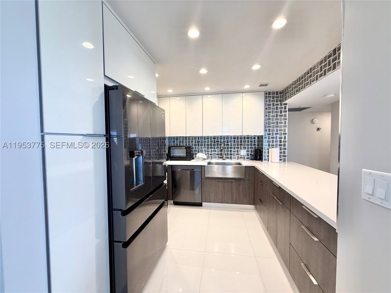 Apartment for rent at The Hemispheres 22P