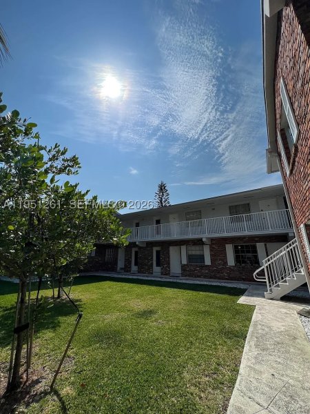 Condo for sale at Sunrise Club 5