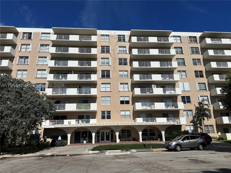 Condo for sale at Island Place At North Bay 2C