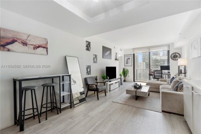Comprar apartamento no Brickell Heights West 3005