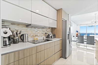 Comprar apartamento no Bay House 2301