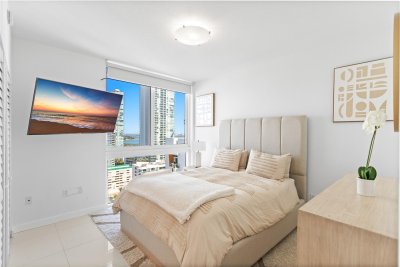Comprar apartamento no Bay House 2301