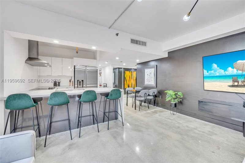 Condo for sale at Brickell Key Two 409