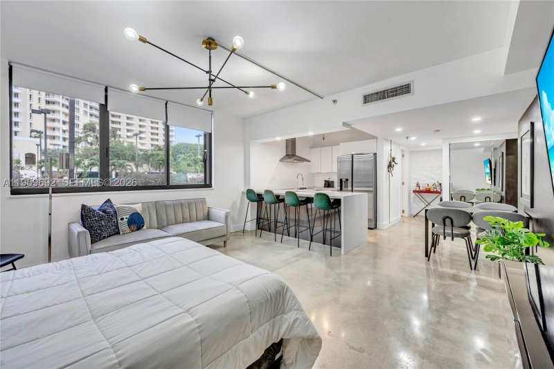 Condo for sale at Brickell Key Two 409