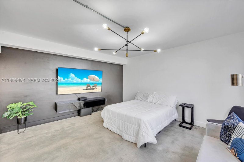 Condo for sale at Brickell Key Two 409