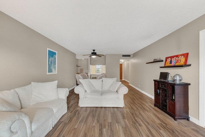 Apartment for rent at Tradewinds by the Sea 509