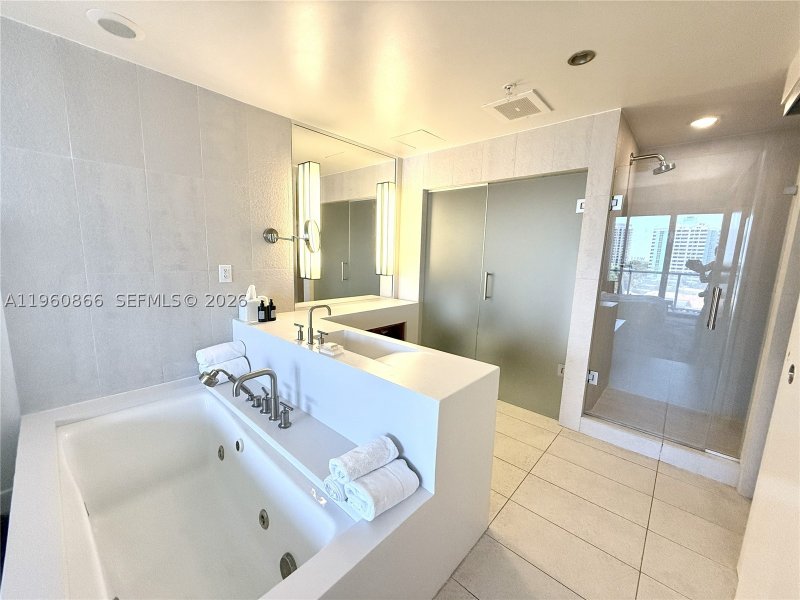 Condo for sale at W Residences Ft Lauderdale 704