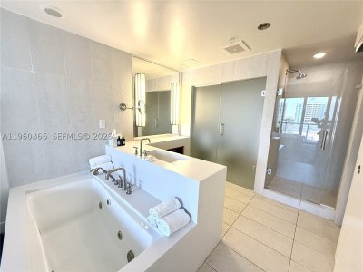 Comprar apartamento no W Residences Ft Lauderdale 704