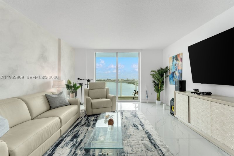 Condo for sale at Quantum 3202